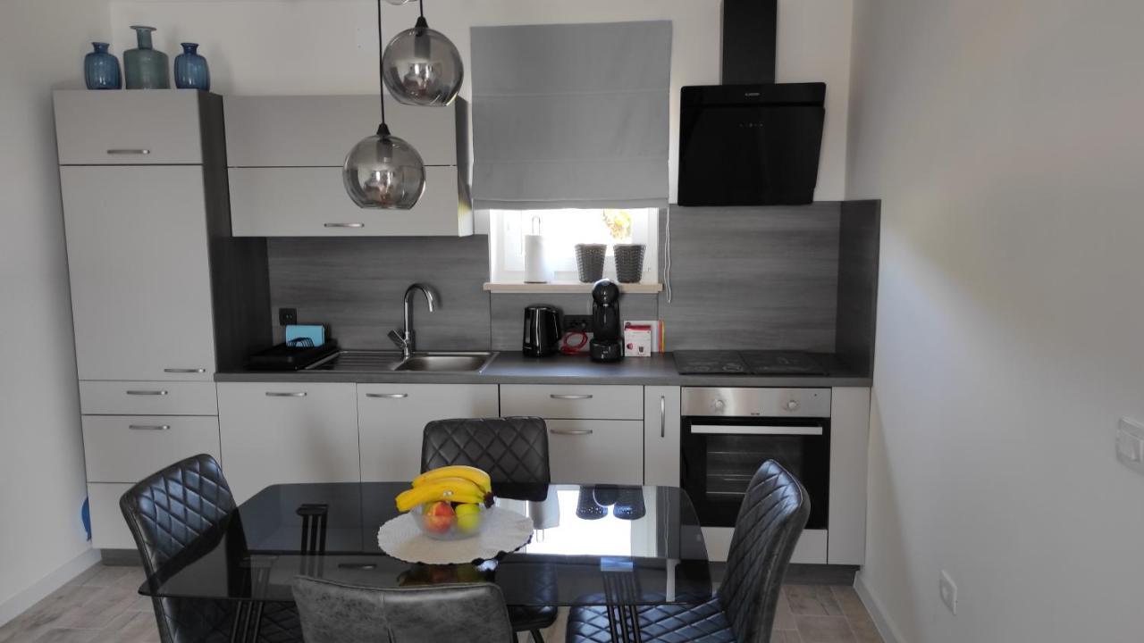 New Apartment Vivano V I D With Amazing View Zambratija  Exterior photo